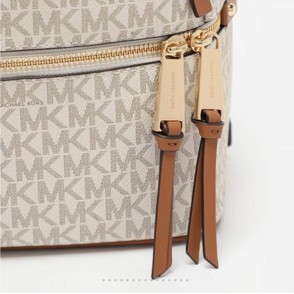 Michael Kors Signature Rhea Medium Backpack - Picture 4 of 9